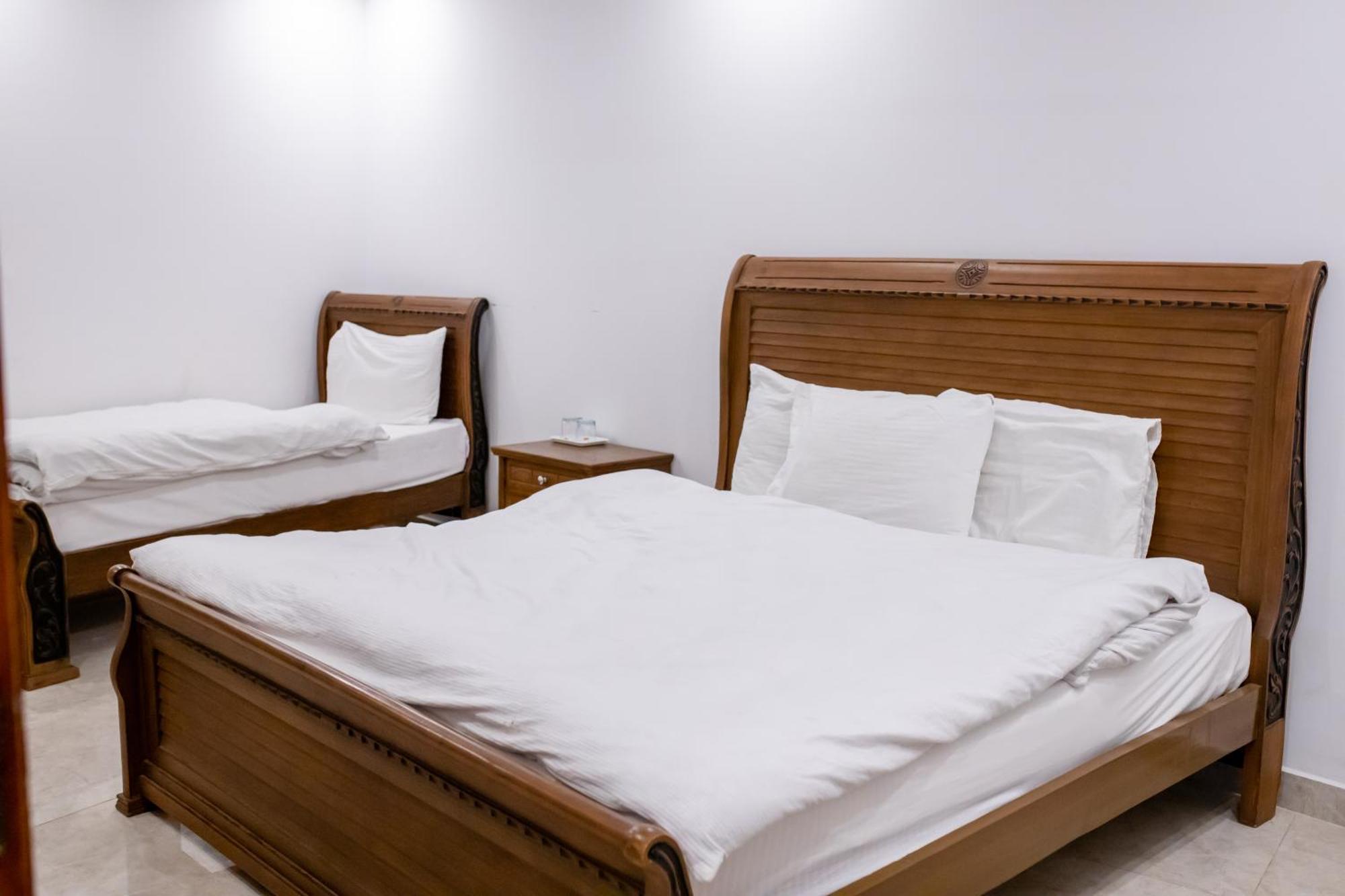 Regal Residency Hotel Равалпинди Екстериор снимка