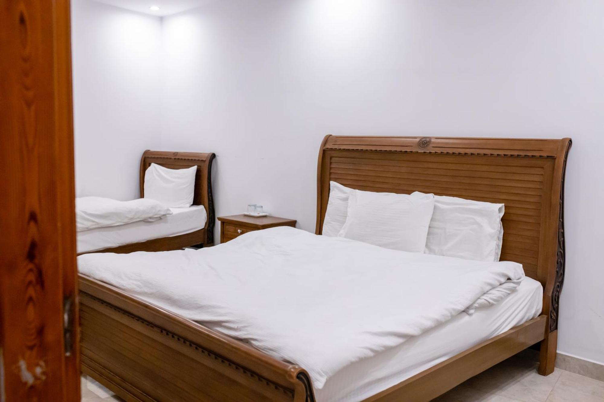 Regal Residency Hotel Равалпинди Екстериор снимка